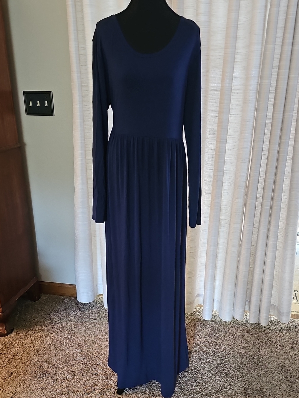 Elegant Navy Long Sleeve Dress